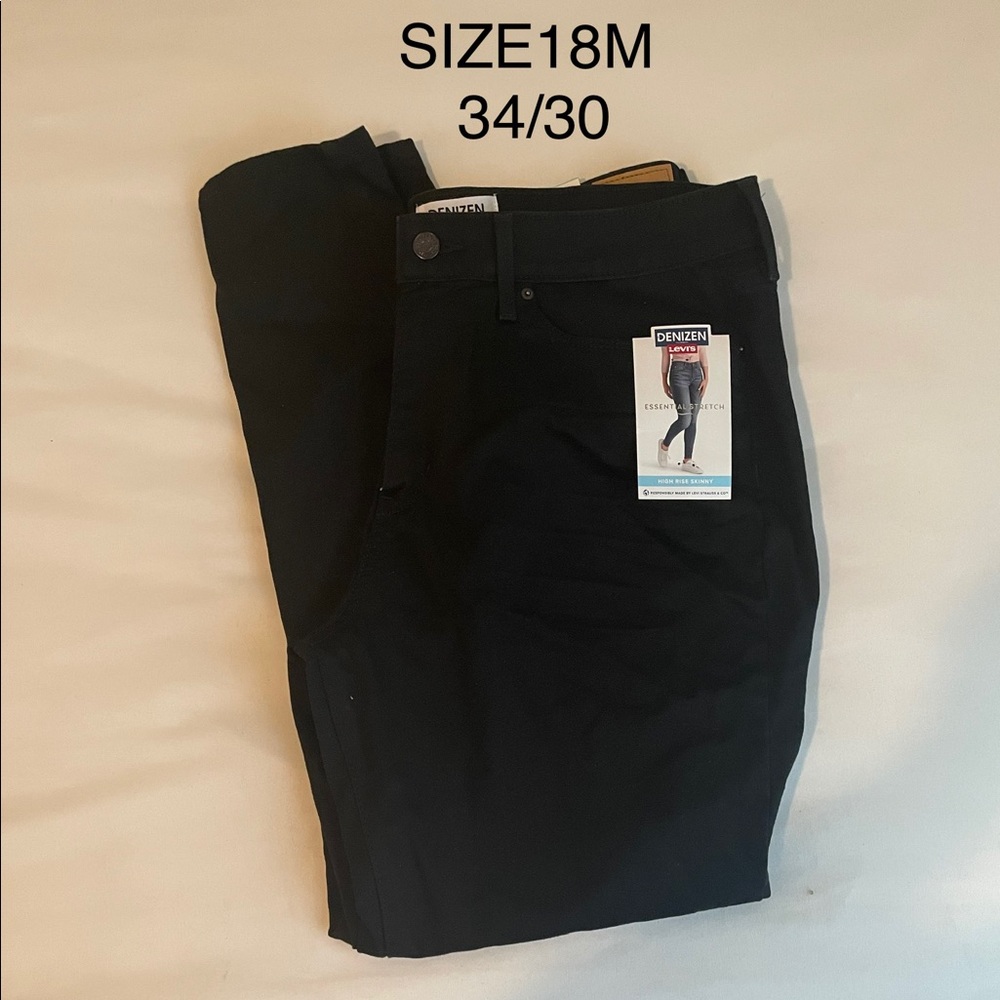 Denizen by Levi’s Black High Rise Skinny18M NWT